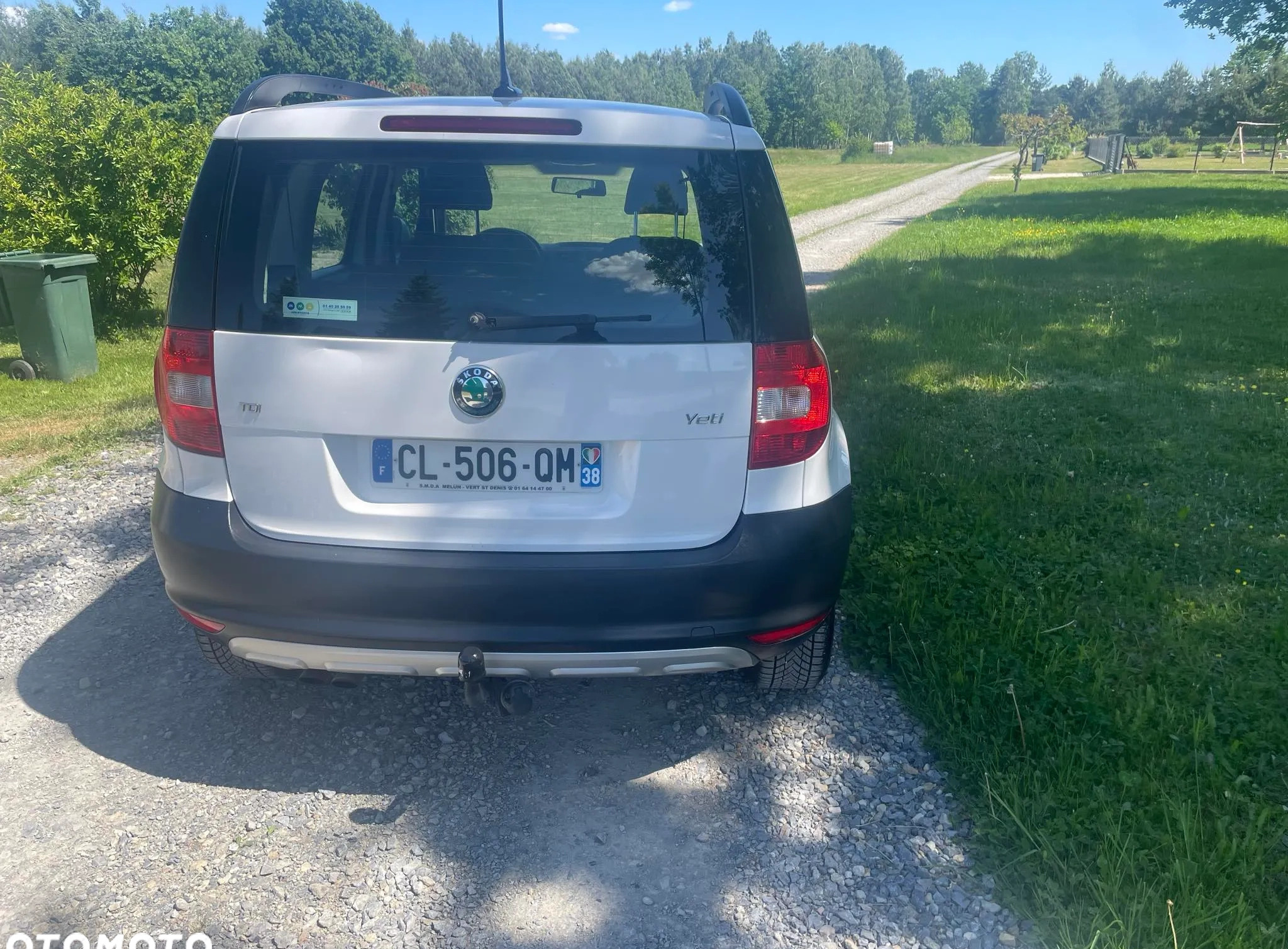 Skoda Yeti cena 29900 przebieg: 206000, rok produkcji 2012 z Zbąszyń małe 106